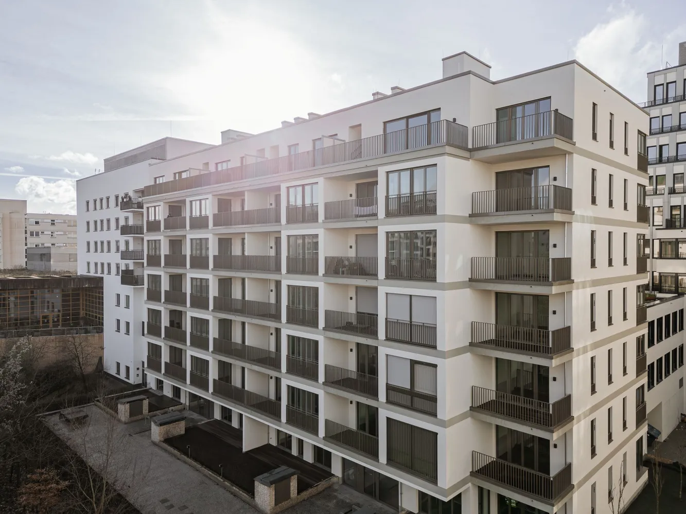 4 room apartment with 120 m² in Berlin – Photo 1
