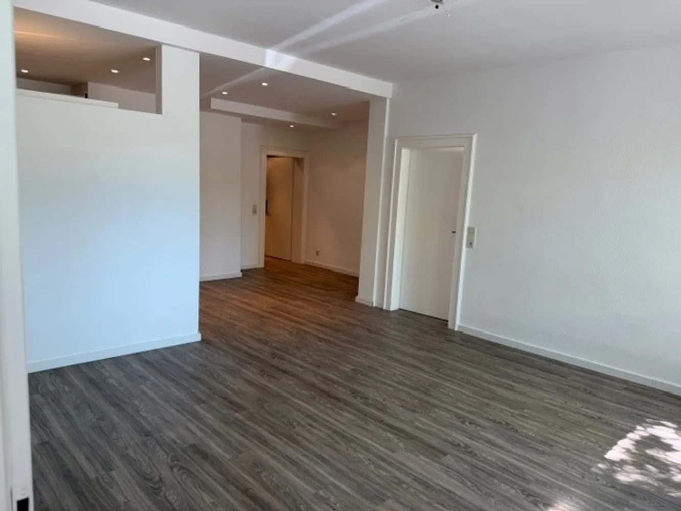 2 Zimmer Wohnung mit 72 m² in Köln – Bild 5