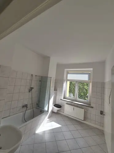 4 room apartment with 110 m² in Chemnitz – Photo 8