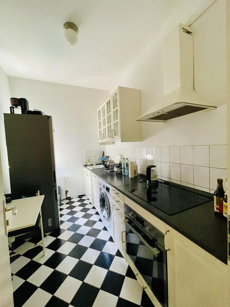4 Zimmer Wohnung mit 100 m² in Frankfurt am Main – Bild 6