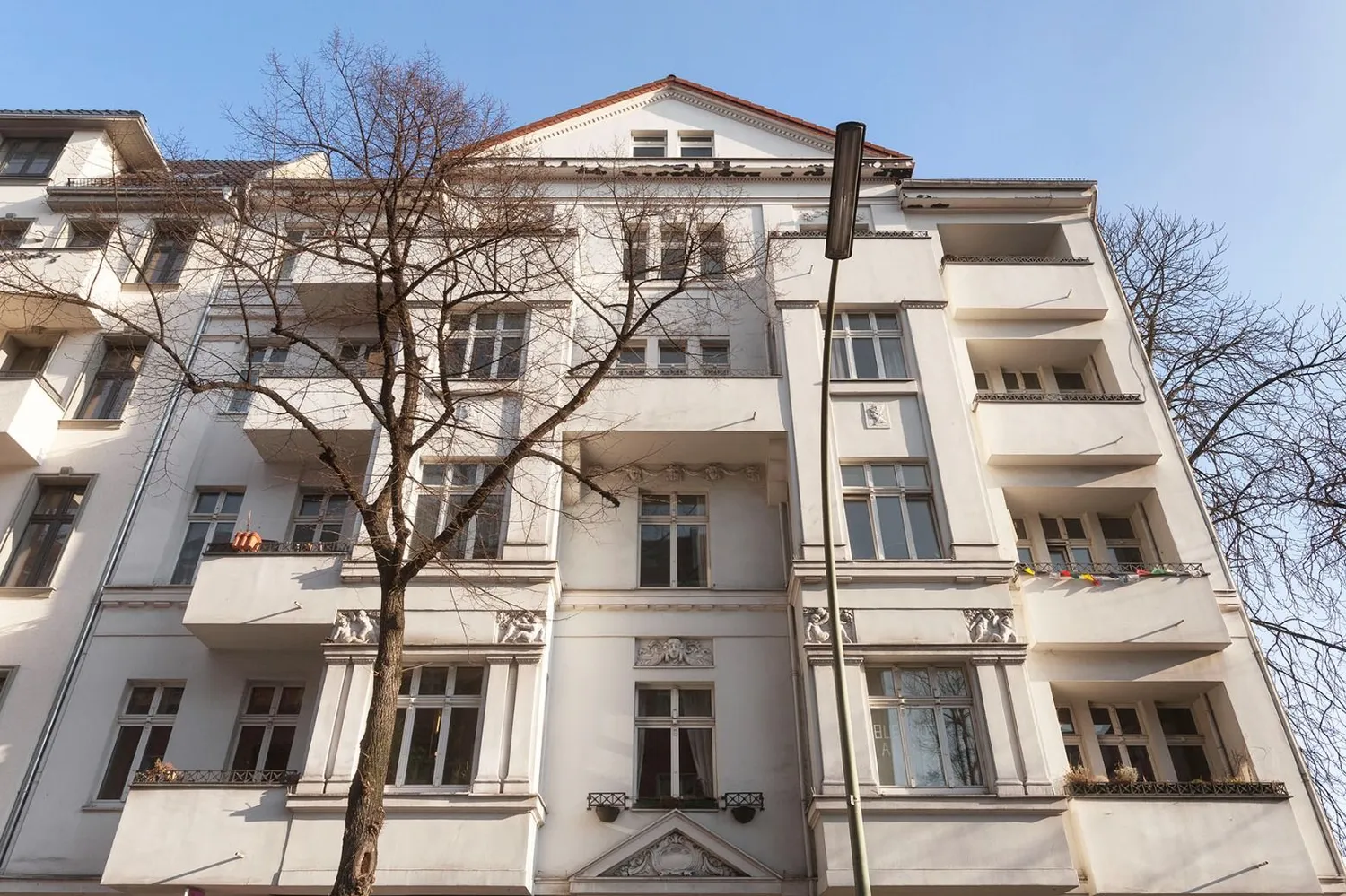 3 Zimmer Wohnung mit 127 m² in Berlin – Bild 1