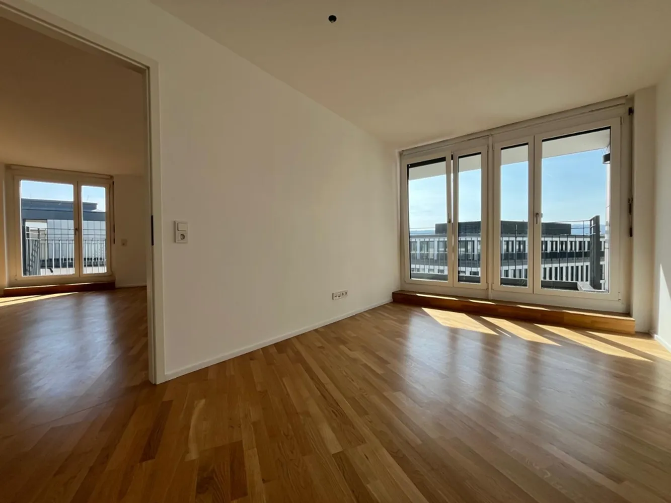 2 Zimmer Wohnung mit 96 m² in Stuttgart – Bild 2