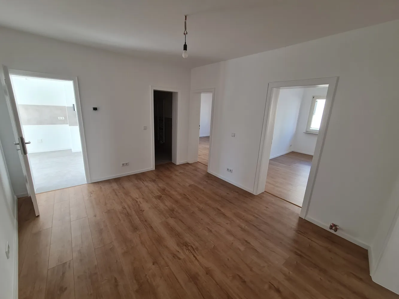 3 Zimmer Wohnung mit 85 m² in Wuppertal – Bild 2