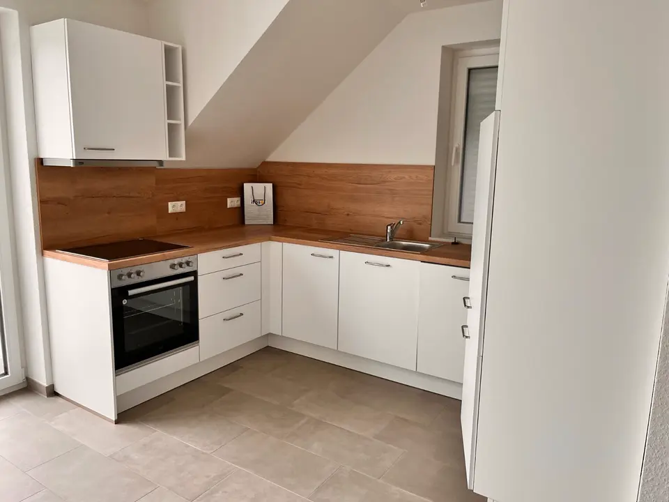 3 Zimmer Wohnung mit 75 m² in Cuxhaven – Bild 2