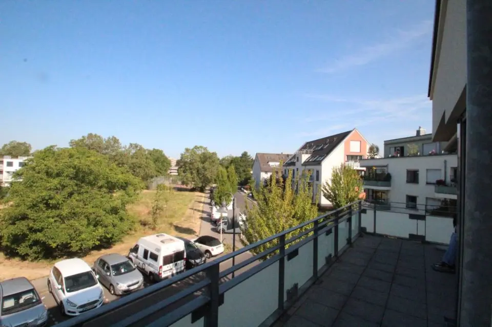 3 Zimmer Wohnung mit 93 m² in Bonn – Bild 4