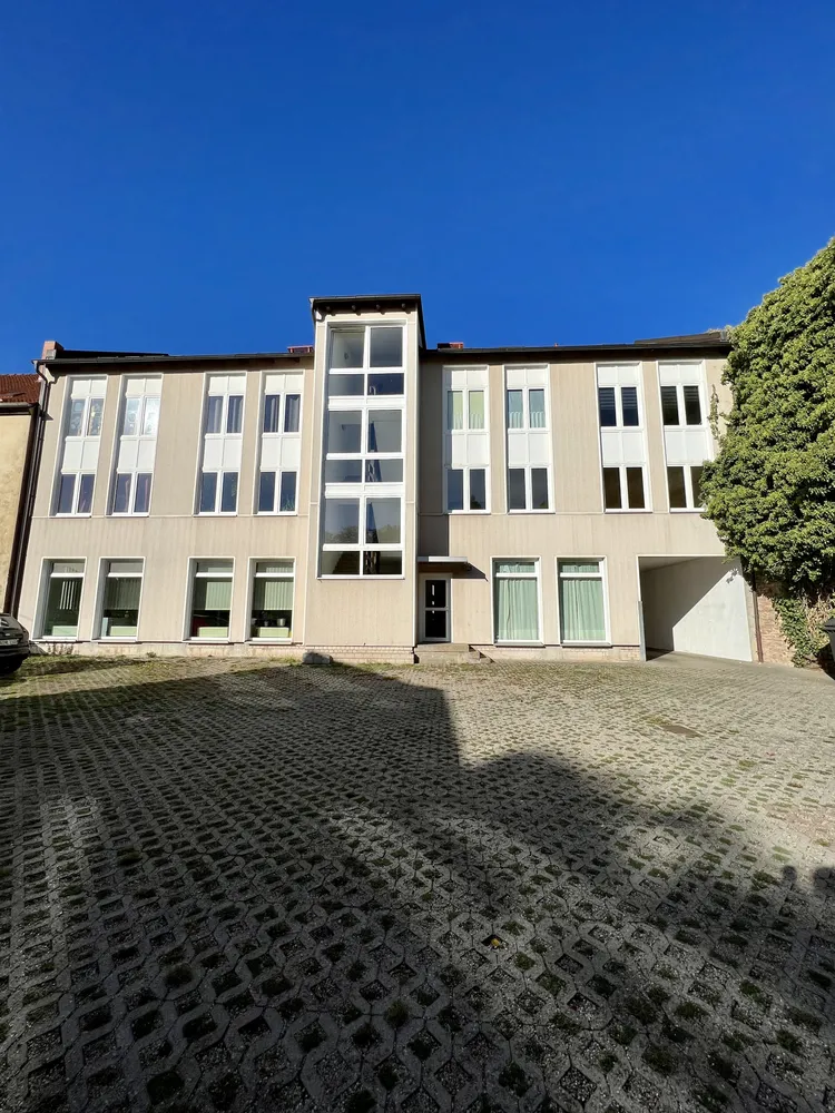 4 Zimmer Wohnung mit 117 m² in Merseburg – Bild 2