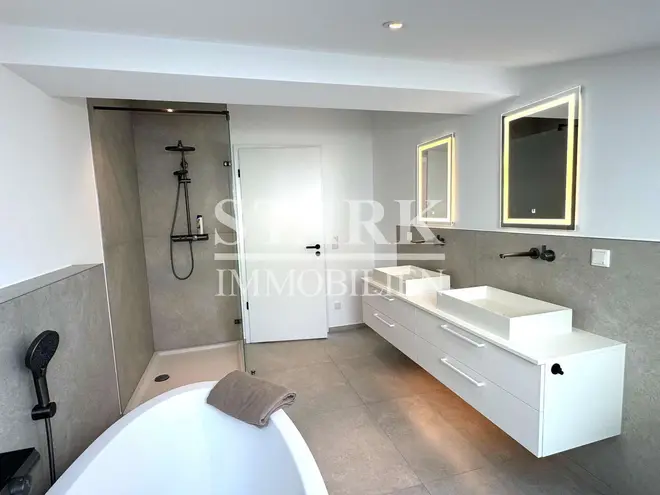 4 Zimmer Wohnung mit 142 m² in Frankfurt am Main – Bild 11
