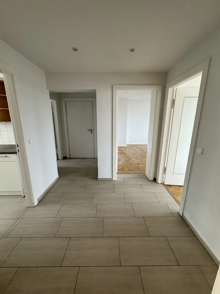 3 Zimmer Wohnung mit 88 m² in Lübeck – Bild 2