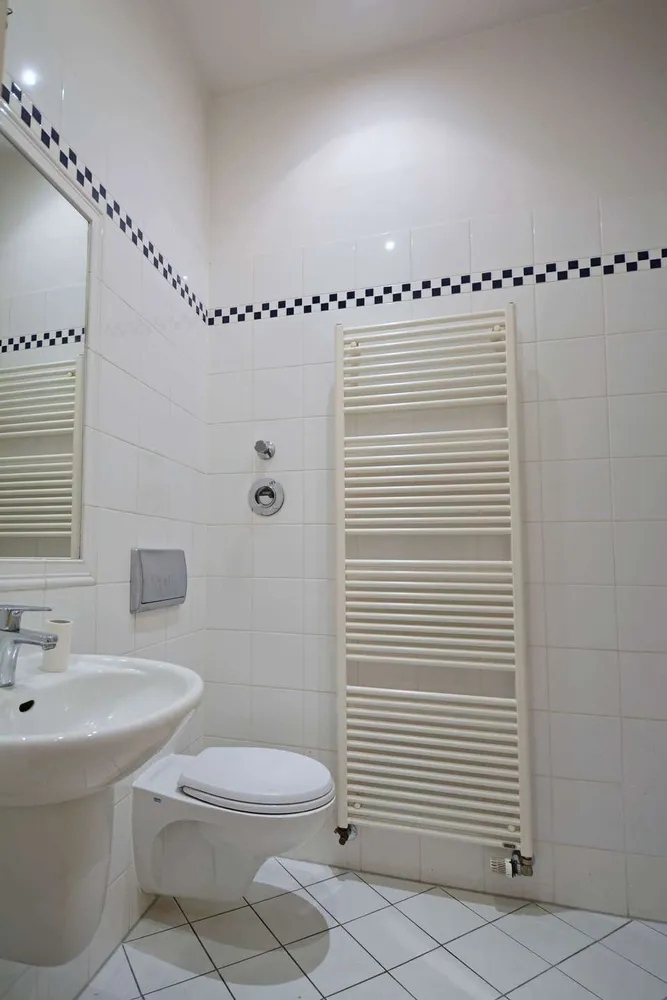 3 room apartment with 94 m² in Berlin – Photo 8