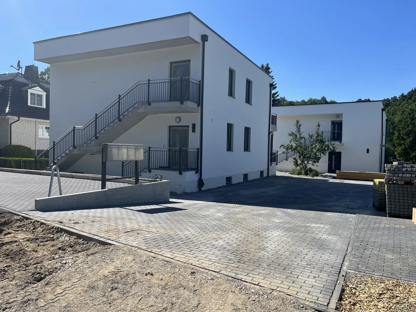3 Zimmer Wohnung mit 115 m² in Schwerin – Bild 1