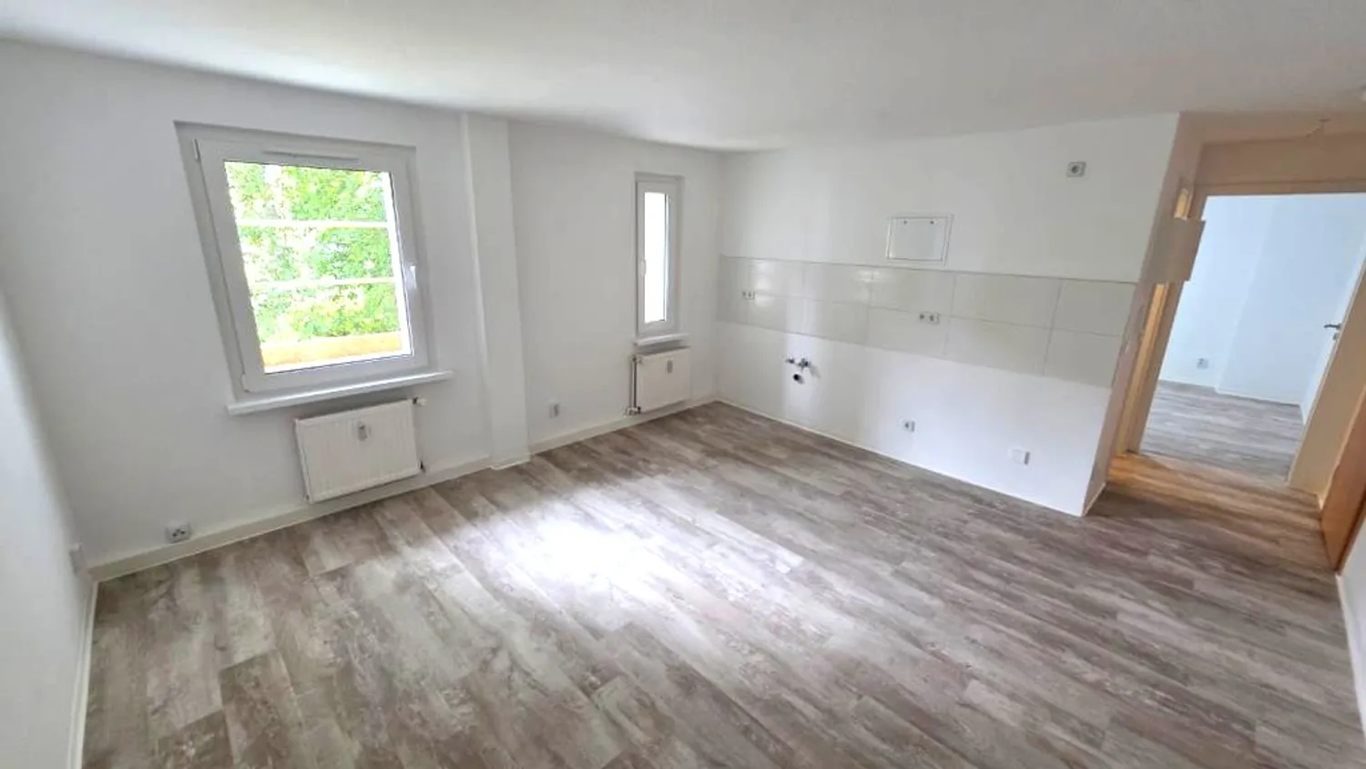 2 room apartment with 38 m² in Aschersleben – Photo 4