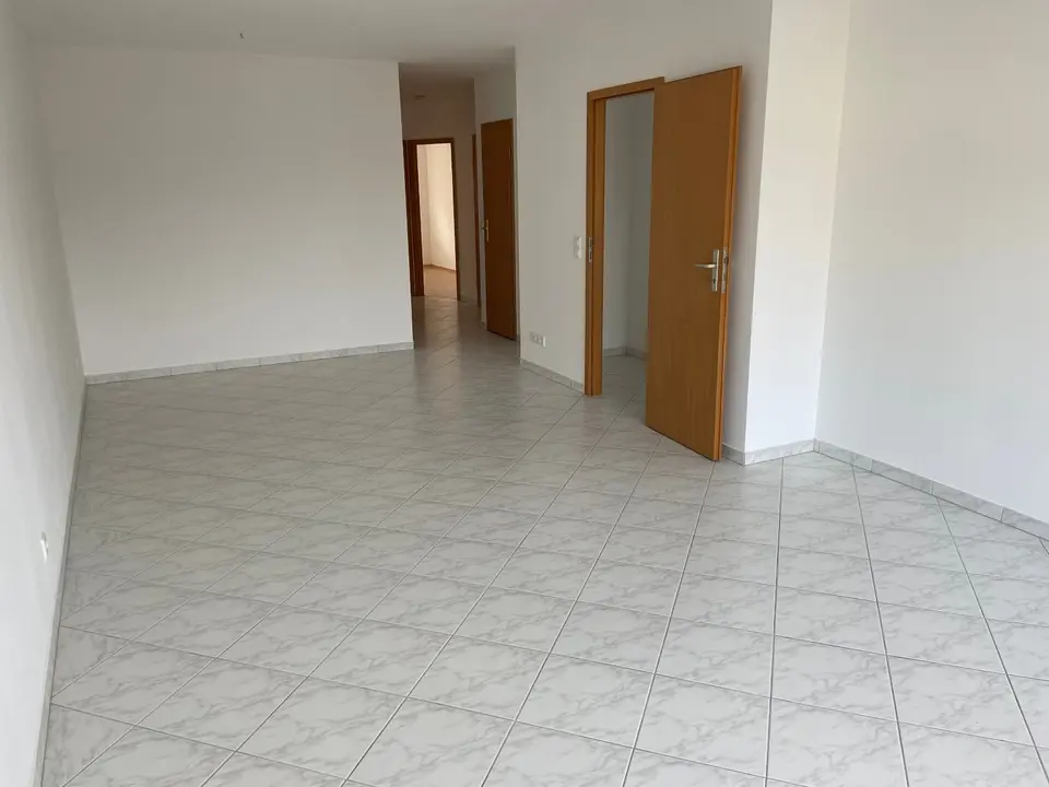 4 Zimmer Wohnung mit 110 m² in Mannheim – Bild 3