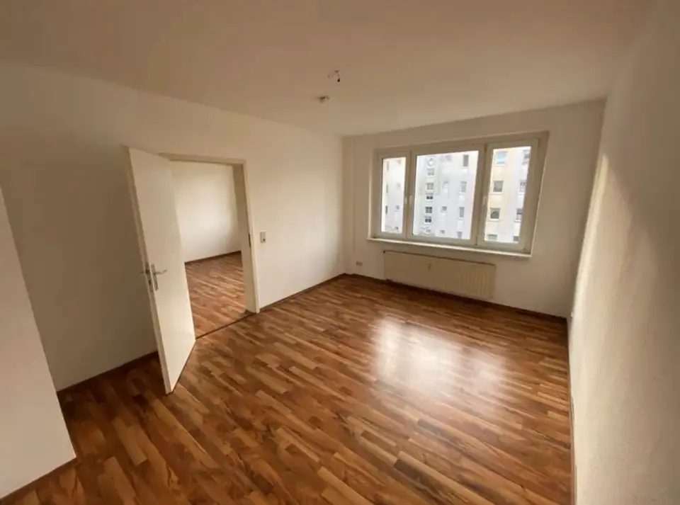 2 Zimmer Wohnung mit 44 m² in Suhl – Bild 3