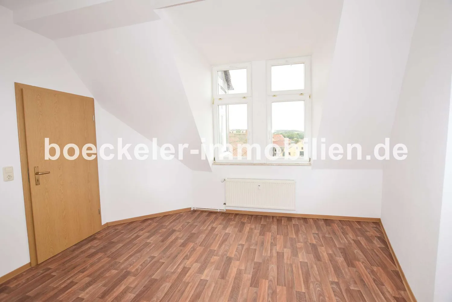 2 Zimmer Wohnung mit 65 m² in Naumburg (Saale) – Bild 1