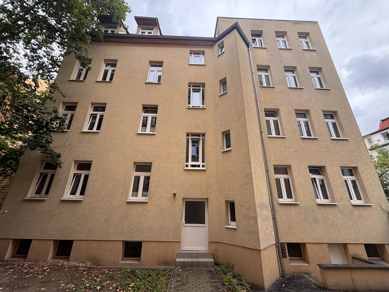 2 Zimmer Wohnung mit 38 m² in Halle (Saale) – Bild 2