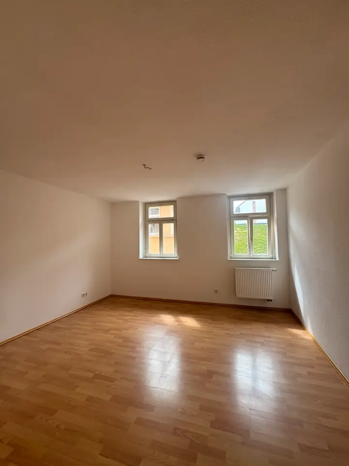 2 Zimmer Wohnung mit 83 m² in Altenburg – Bild 2