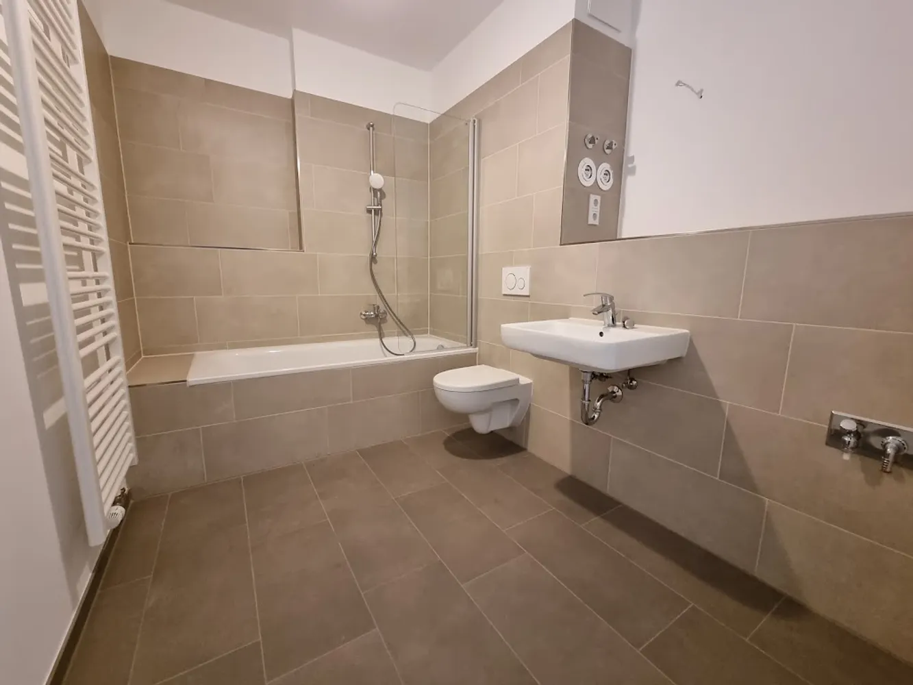 3 room apartment with 82 m² in Berlin – Photo 3