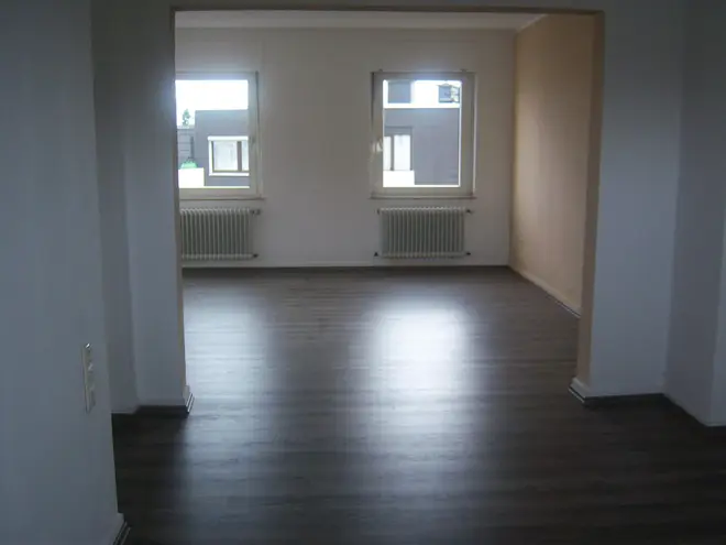 2 Zimmer Wohnung mit 69 m² in Leverkusen – Bild 4
