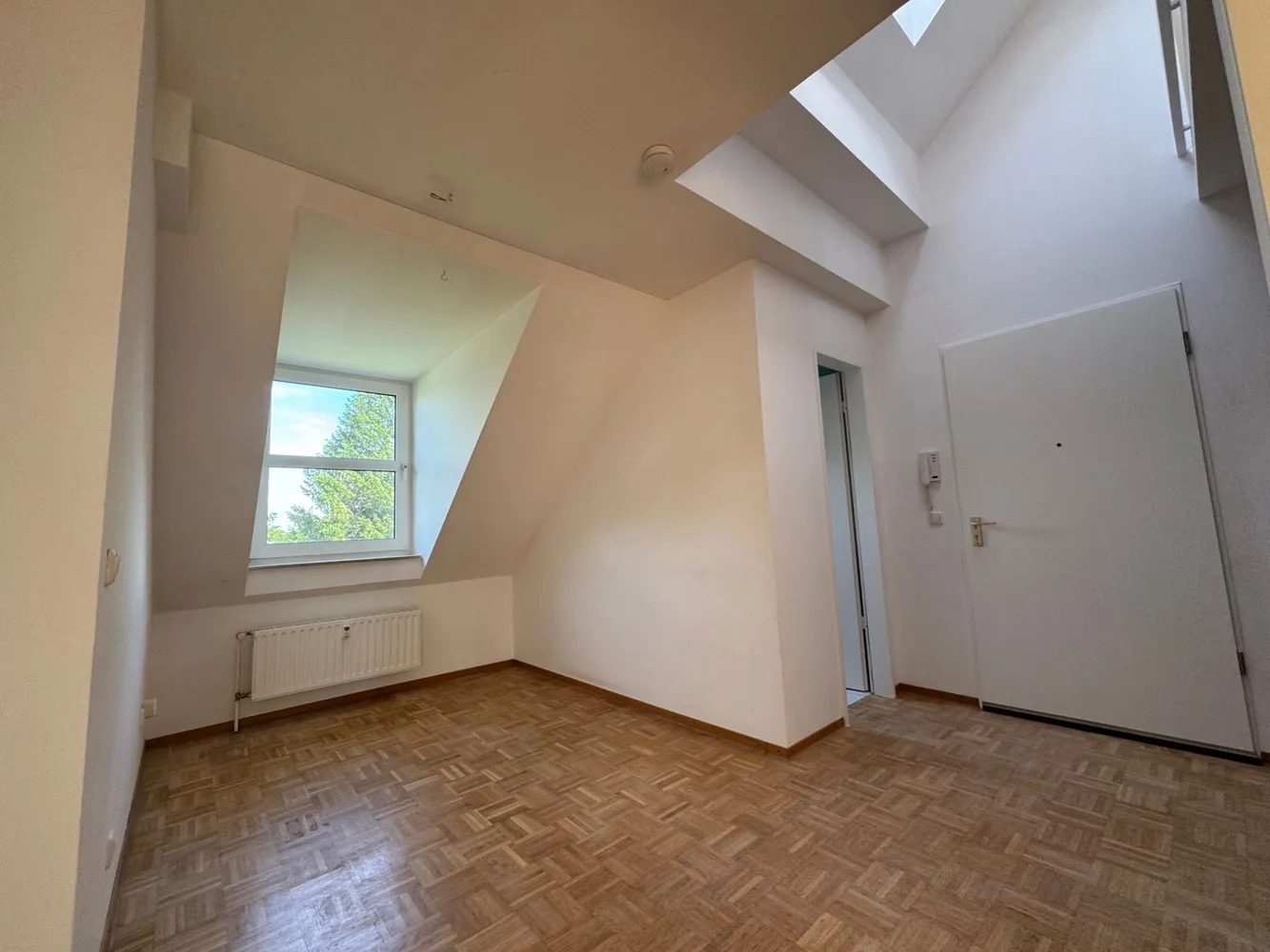 2 Zimmer Wohnung mit 83 m² in Hamburg – Bild 5