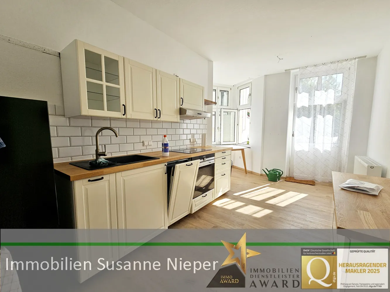 4 Zimmer Wohnung mit 126 m² in Solingen – Bild 1