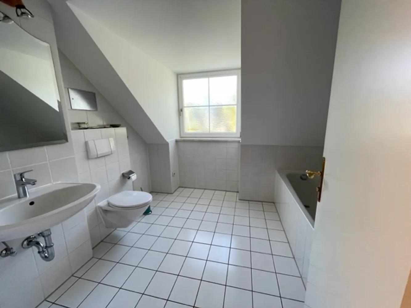 3 room apartment with 98 m² in Munich – Photo 4
