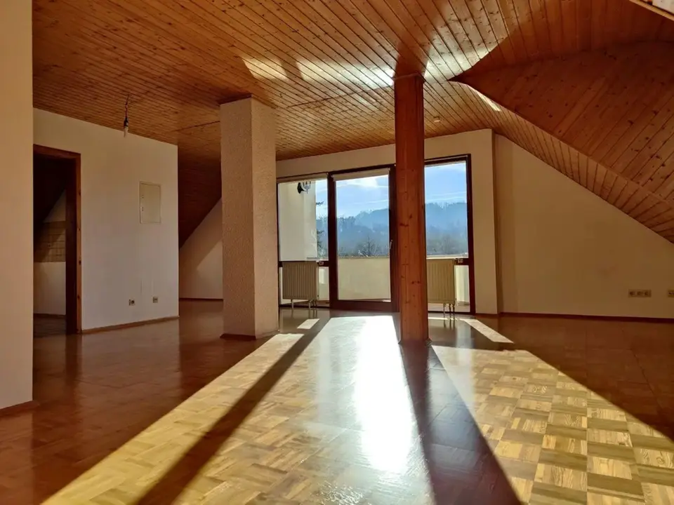 4 Zimmer Wohnung mit 97 m² in Karlsruhe – Bild 3