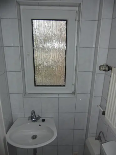 2 Zimmer Wohnung mit 35 m² in Köln – Bild 4