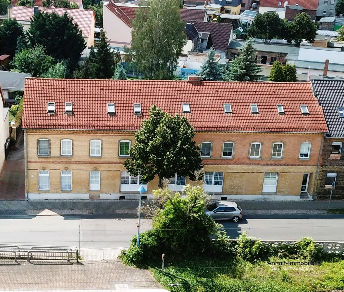 3 Zimmer Wohnung mit 77 m² in Bitterfeld-Wolfen – Bild 2