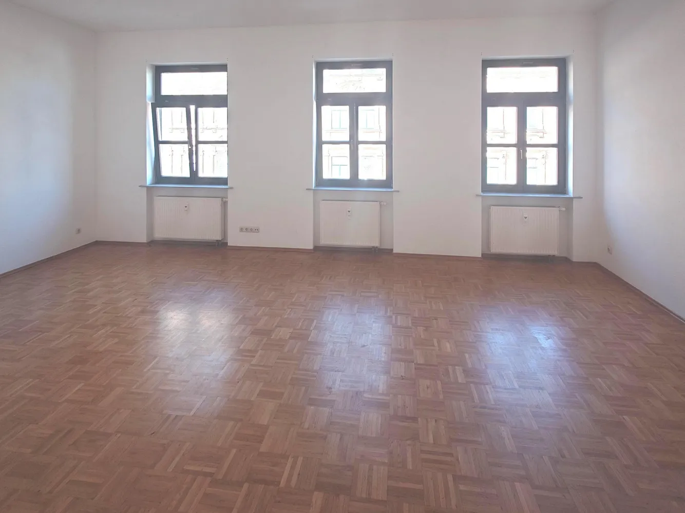 2 Zimmer Wohnung mit 64 m² in Halle (Saale) – Bild 4