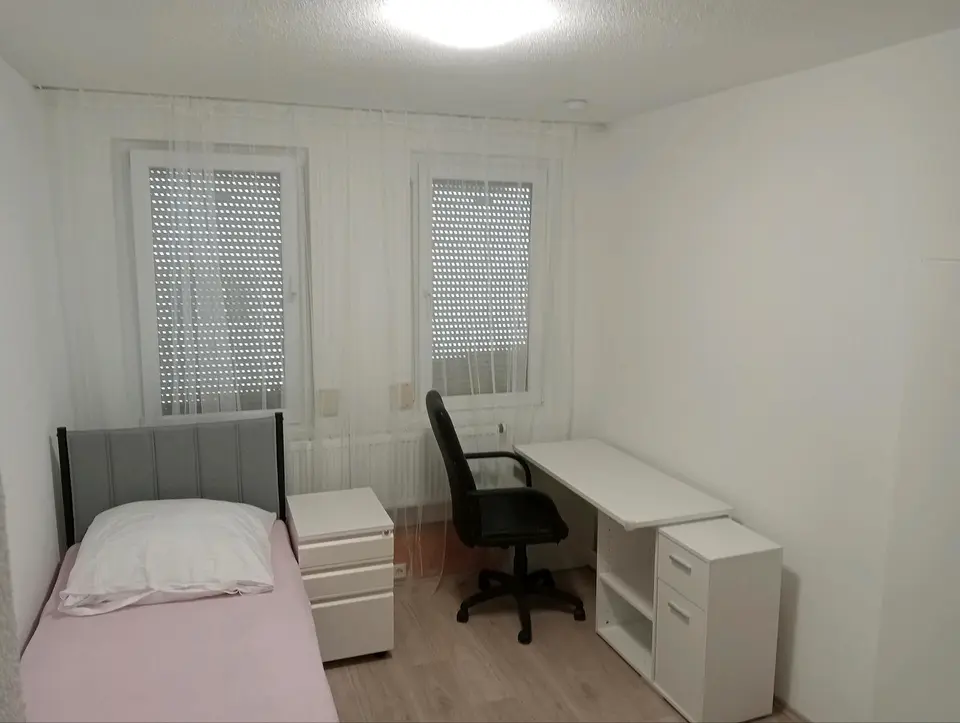 7 Zimmer Wohnung mit 200 m² in Heilbronn – Bild 1