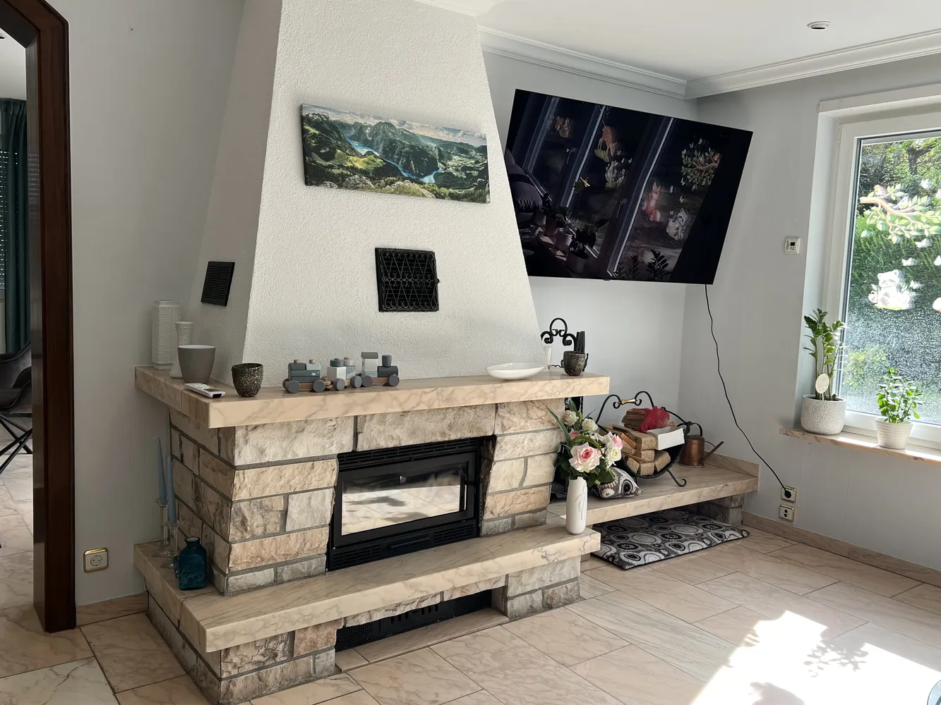 4 Zimmer Wohnung mit 150 m² in Mainz – Bild 1