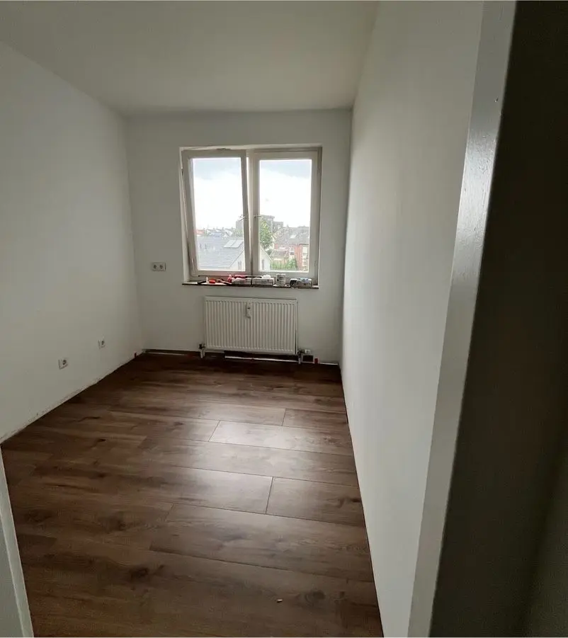 5 Zimmer Wohnung mit 130 m² in Solingen – Bild 1