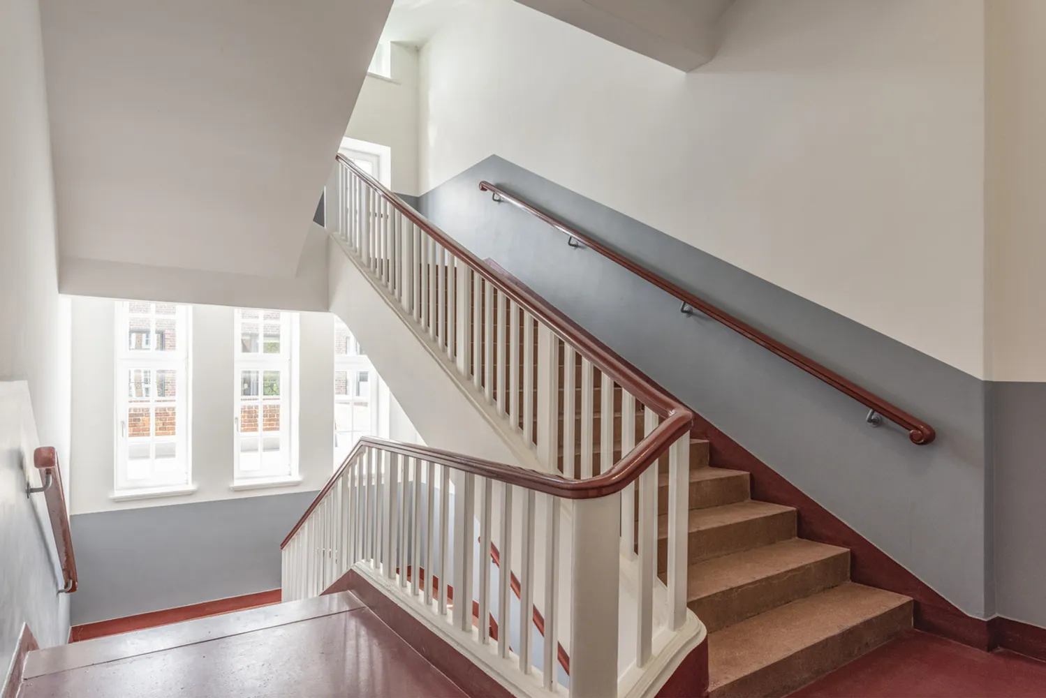 6 Zimmer Wohnung mit 238 m² in Hamburg – Bild 5