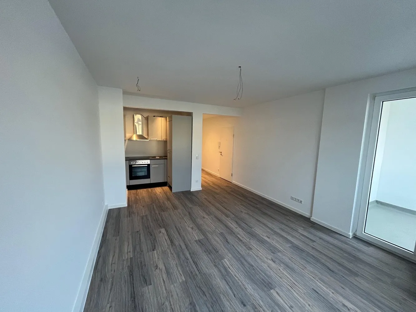 2 room apartment with 50 m² in Düsseldorf – Photo 3