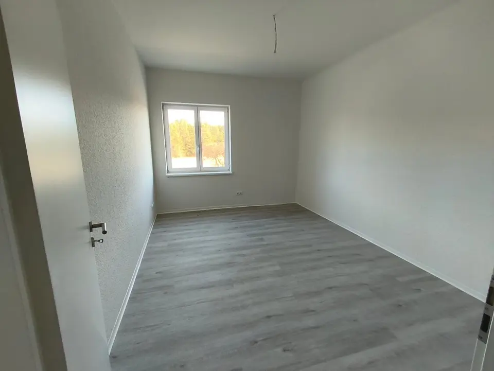 4 Zimmer Wohnung mit 136 m² in Hoyerswerda – Bild 2