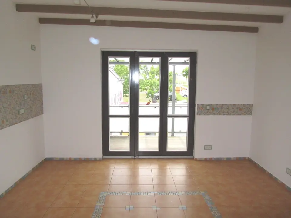 4 Zimmer Wohnung mit 198 m² in Gera – Bild 3
