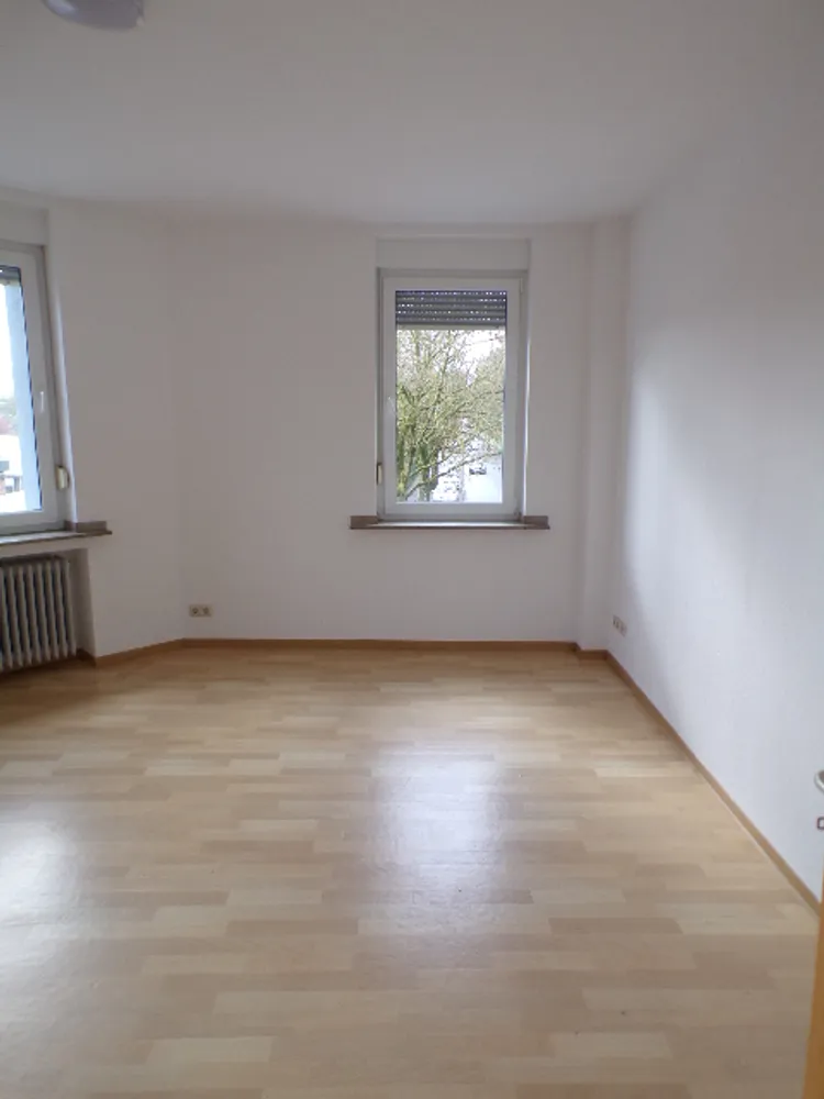 4 Zimmer Wohnung mit 102 m² in Duisburg – Bild 3