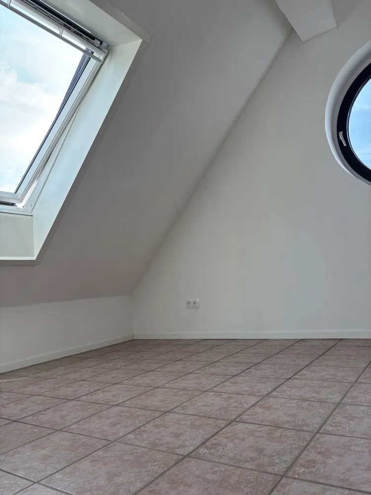 4 Zimmer Wohnung mit 125 m² in Hürth – Bild 6