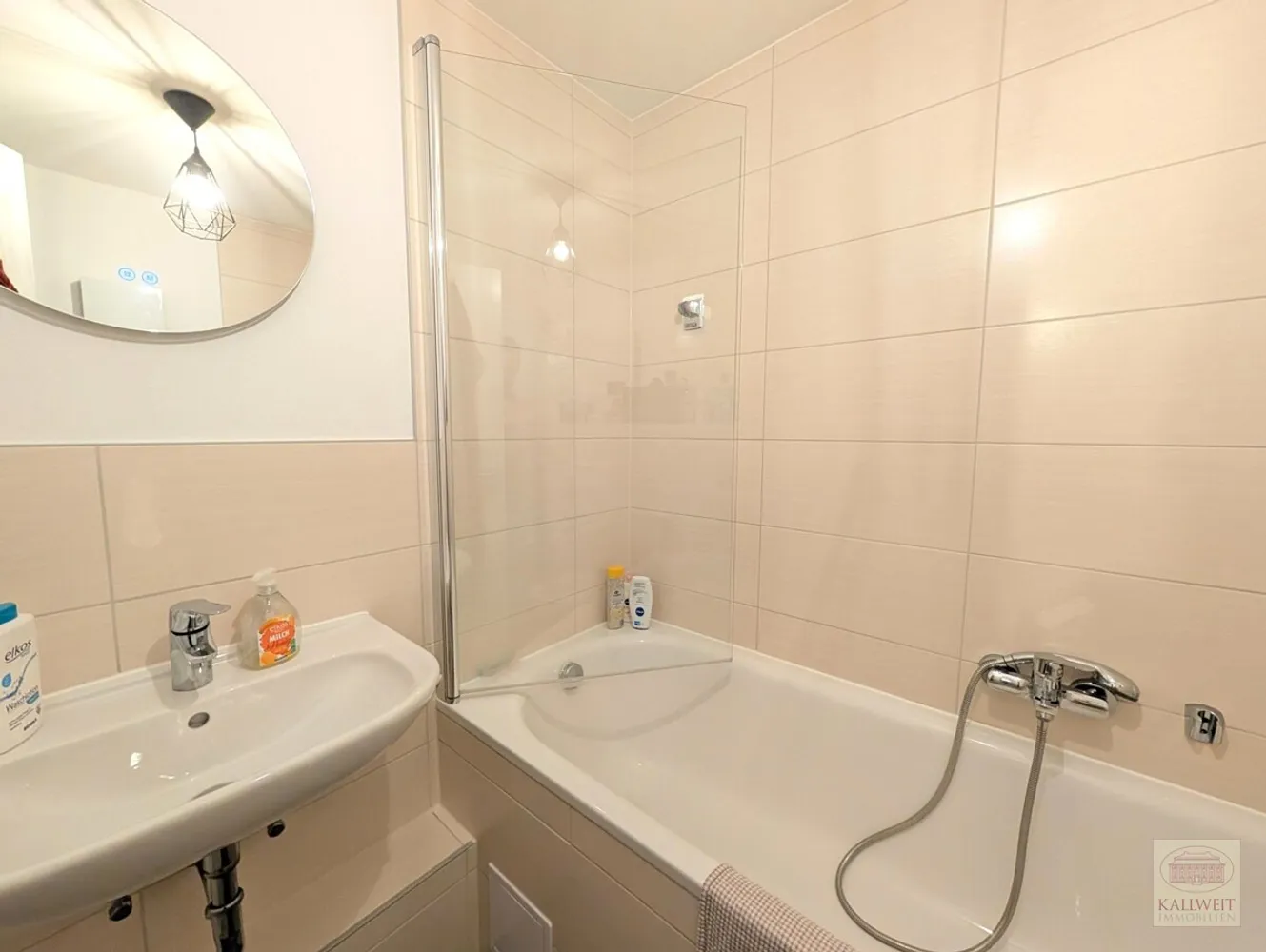1 Zimmer Wohnung mit 40 m² in Düsseldorf – Bild 4