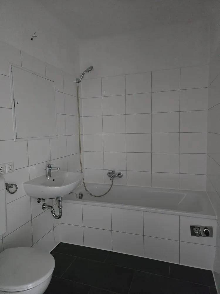 3 room apartment with 70 m² in Stendal – Photo 3