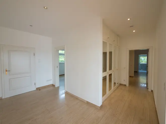 5 Zimmer Wohnung mit 207 m² in Stuttgart – Bild 5