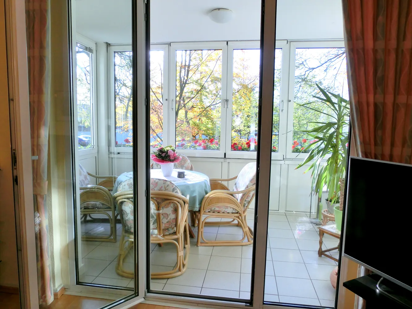 3 room apartment with 80 m² in Cologne – Photo 1
