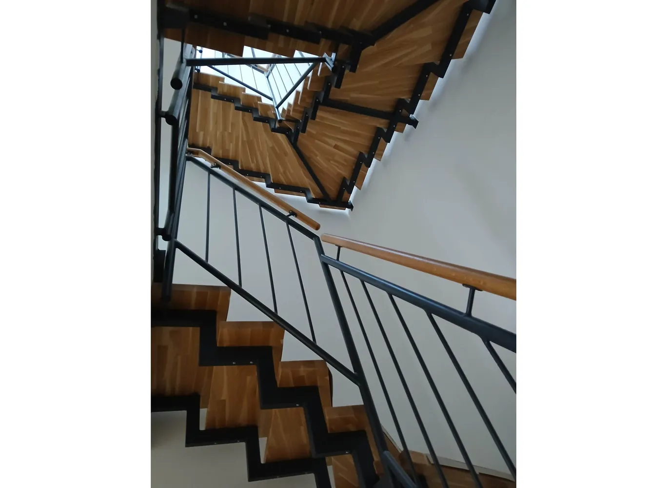 6 Zimmer Haus mit 233 m² in München – Bild 10