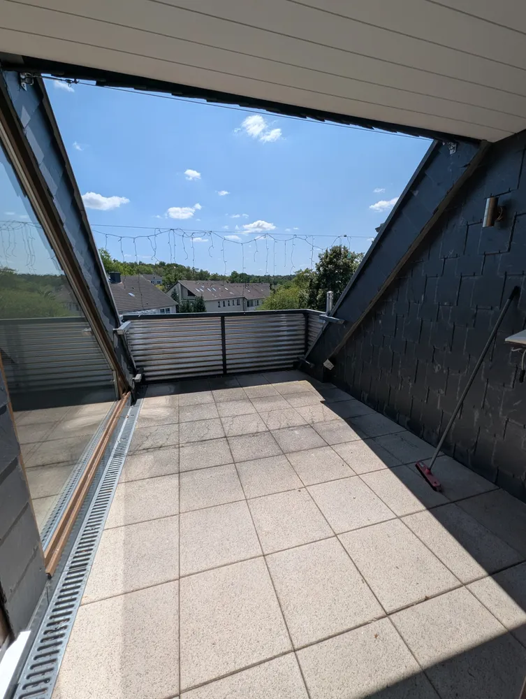 6 Zimmer Wohnung mit 145 m² in Essen – Bild 3