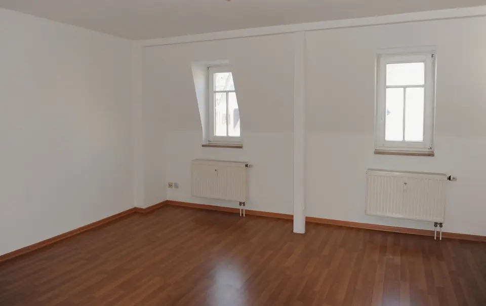 2 Zimmer Wohnung mit 65 m² in Zwickau – Bild 2