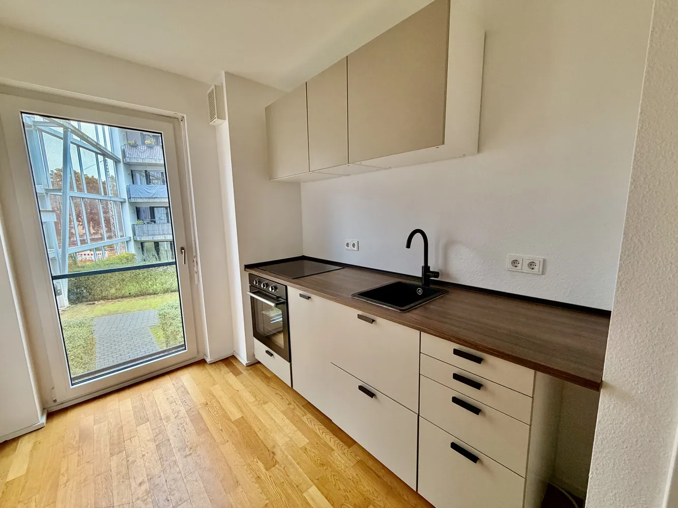 3 room apartment with 48 m² in Düsseldorf – Photo 3
