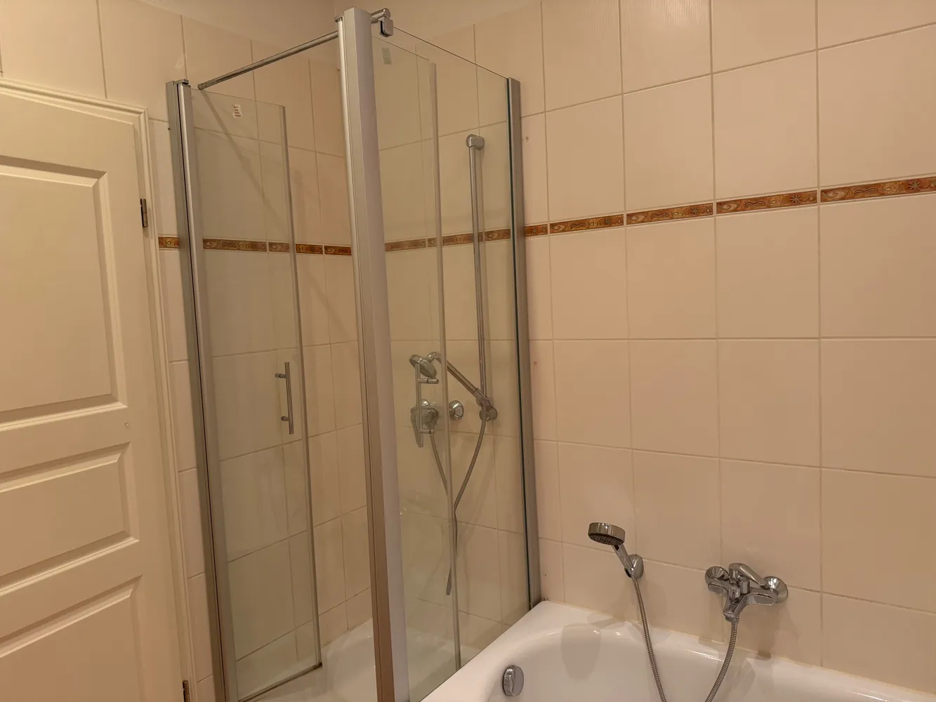 2 Zimmer Wohnung mit 67 m² in Dresden – Bild 10