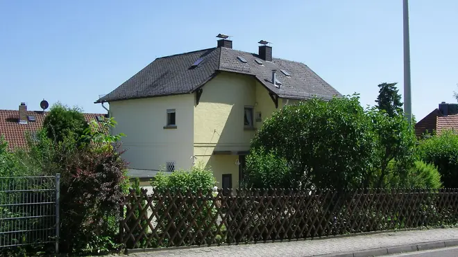 9 Zimmer Haus mit 200 m² in Hofheim am Taunus – Bild 2