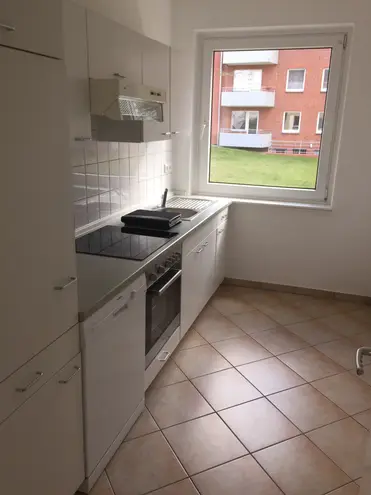 2 Zimmer Wohnung mit 55 m² in Lübeck – Bild 4