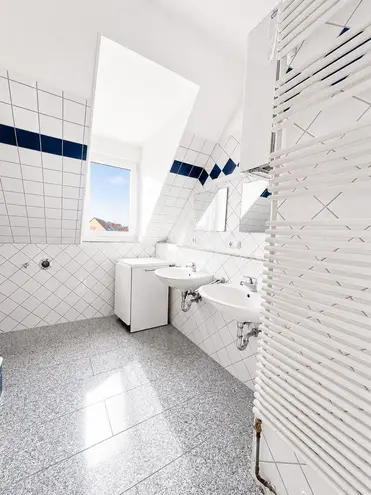 6 Zimmer Wohnung mit 117 m² in Karlsruhe – Bild 11